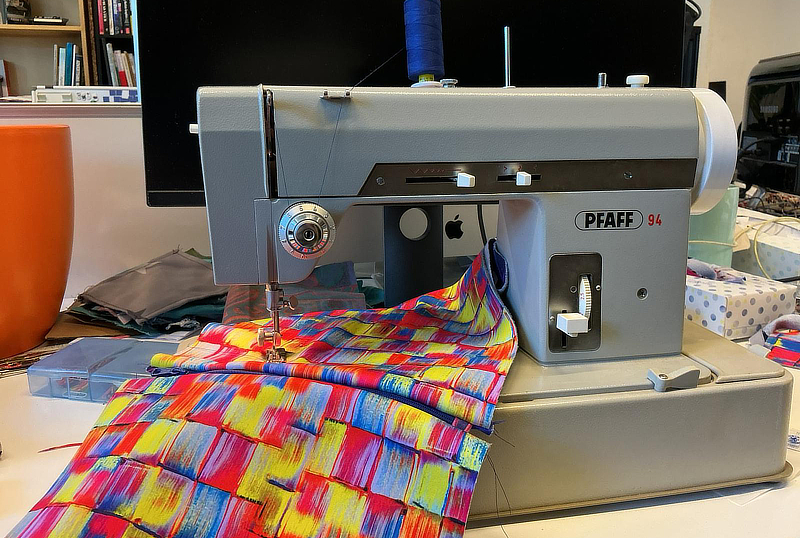 Er was eens... Een Pfaff. En heel veel stof.