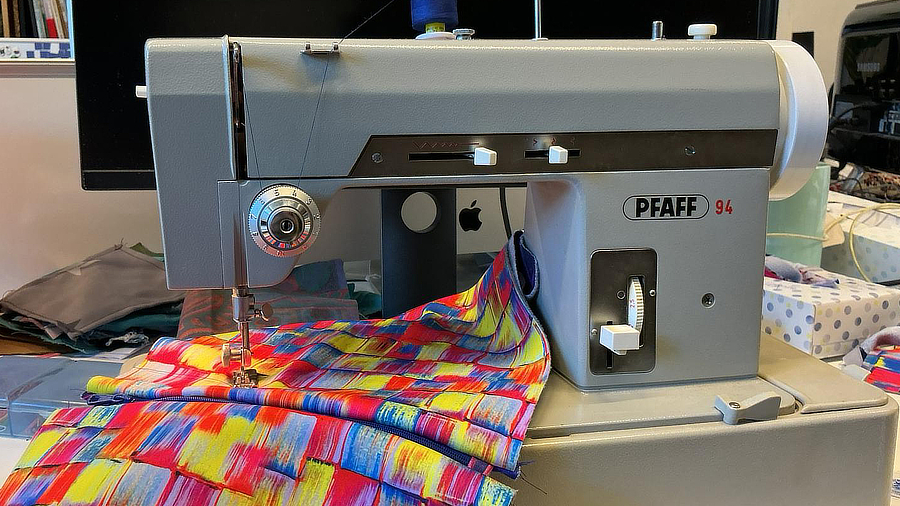 Er was eens... Een Pfaff. En heel veel stof.